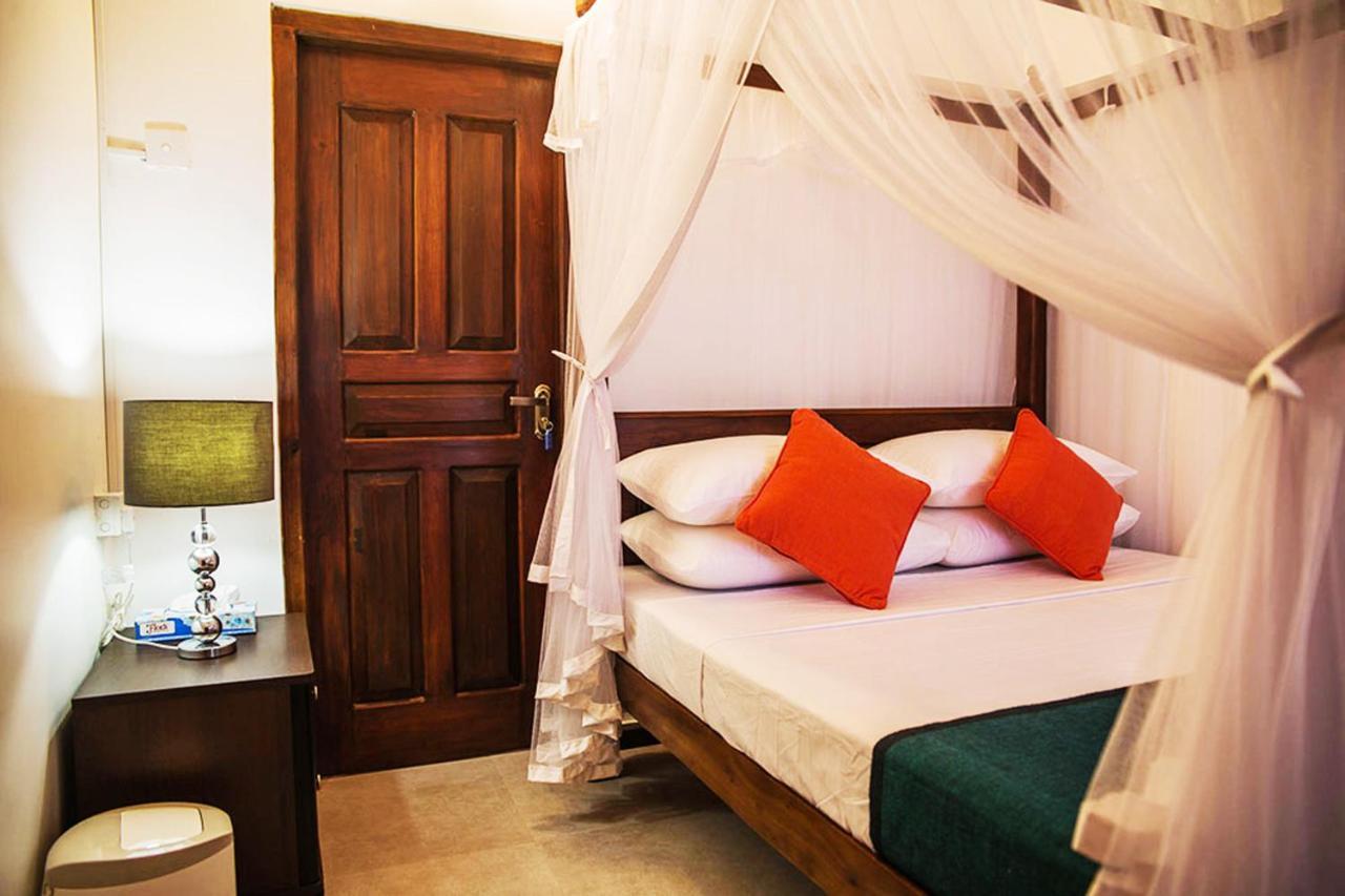 Beach Villa Randiya Galle Buitenkant foto
